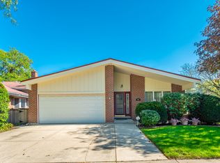 4311 Dubois Ave, Brookfield, IL 60513