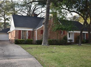 1515 Imperial Crown Dr, Houston, TX 77043