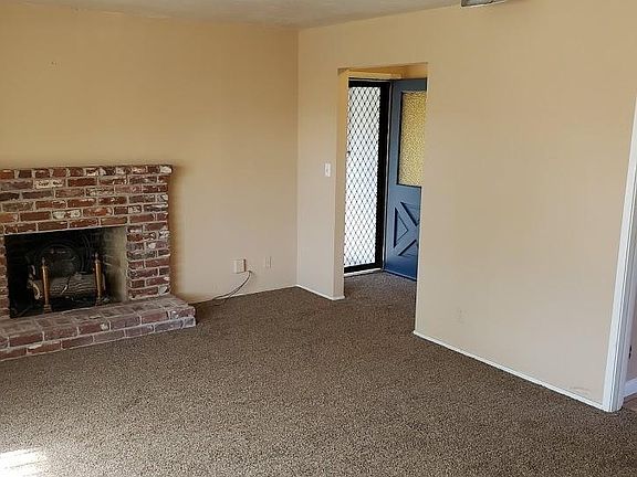 4th image of 206 S Winery Ave