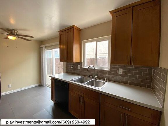 3rd image of 218 Echo Ave APT 2