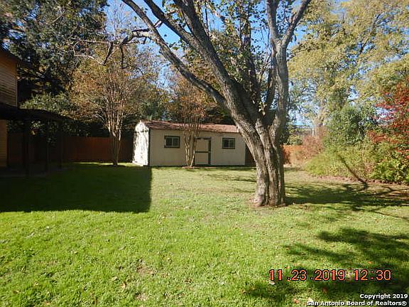 3rd image of 4803 El Gusto St