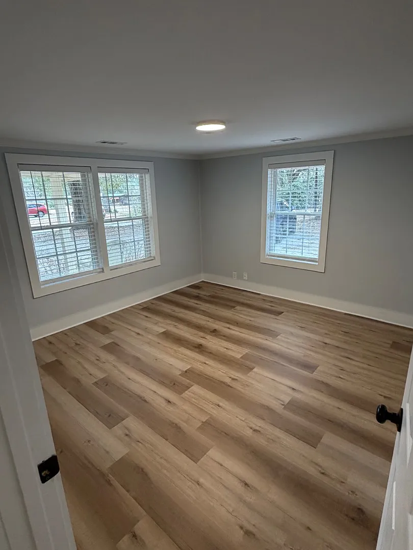508 Mottweiler St — Photo 4