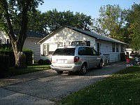 2nd image of 220 E Pineview Dr