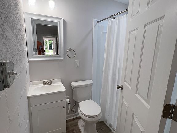 3rd image of 1716 Freeman St SE #A