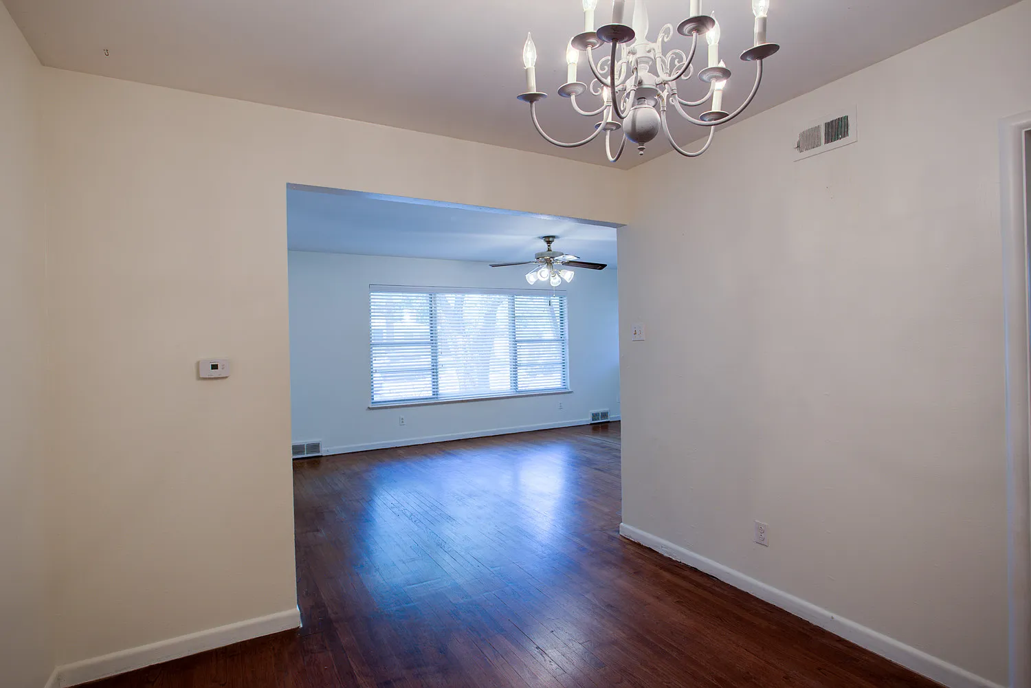 2 bed, 1100 sqft, $1,875 — Photo 4