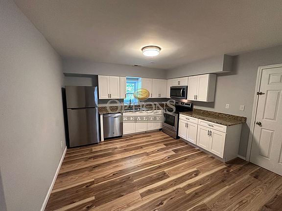 5th image of 1596 Willowbrook Dr SW #1