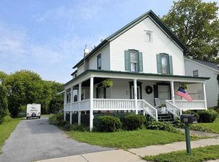 42 S Main St, Hammond, NY 13646