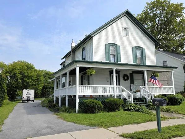 42 S Main St, Hammond, NY 13646