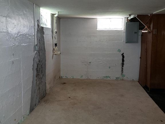 5th image of 221 N 33rd St