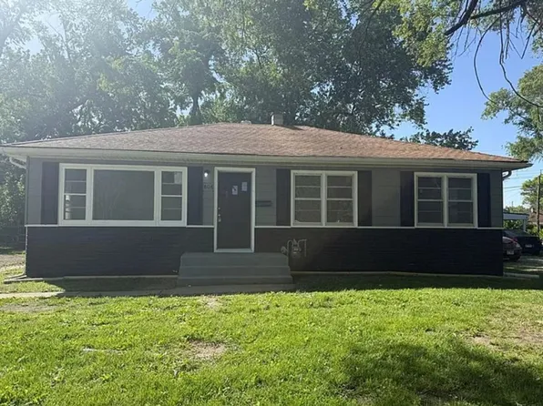 804 Preston Ln, Cahokia, IL 62206