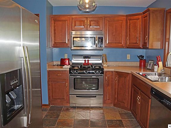 4th image of 317 Highland Hills Dr