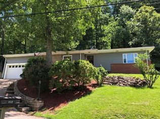 2029 Stratford Rd, South Charleston, WV 25303