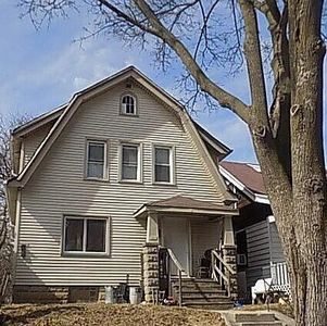 3203 North 16th STREET, Milwaukee, WI, 53206