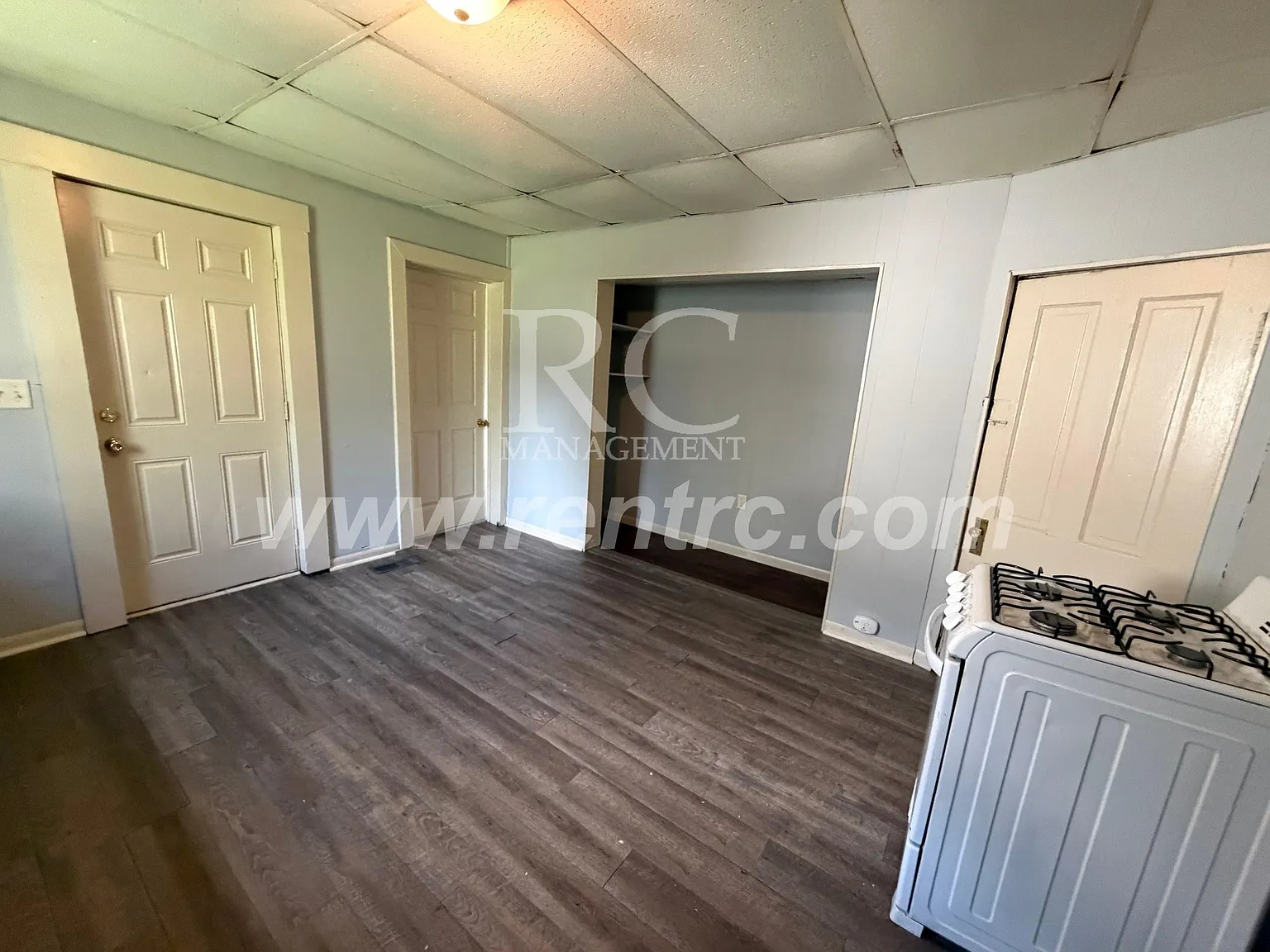3 bed, 1050 sqft, $750 — Photo 3