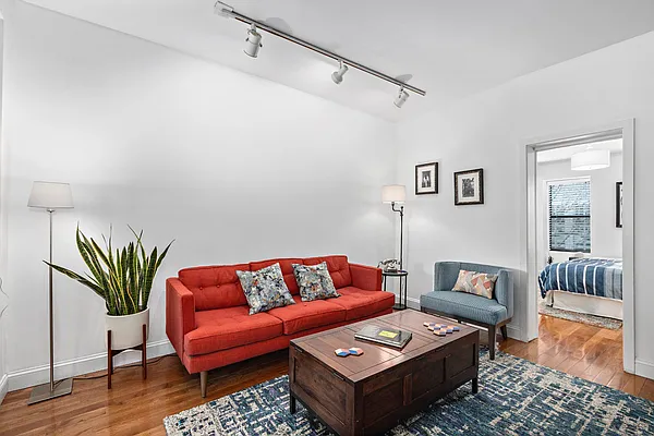 Rented by Keller Williams NYC | media 8