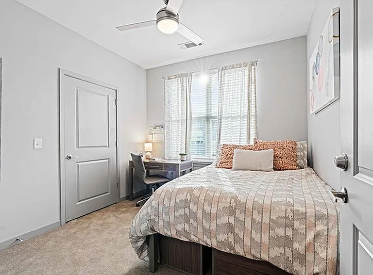 3061 George Busbee Pkwy NW — Photo 8