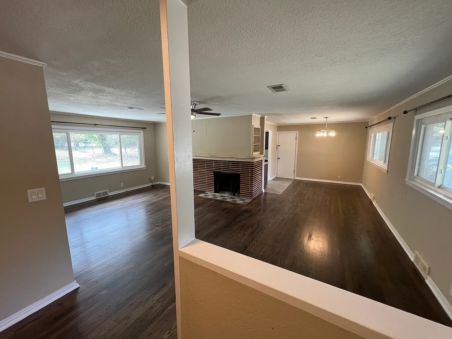 4 bed, 1588 sqft, $2,400 — Photo 2