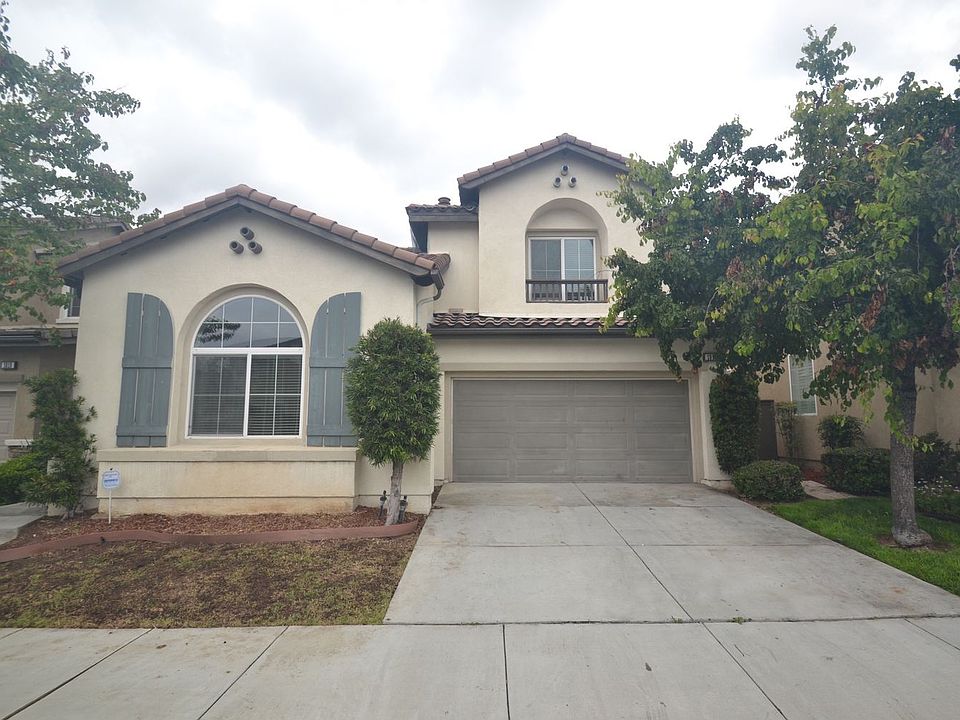 1st image of 1017 Topaz Ln