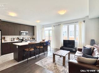 903 Athenry Ct, Ottawa, ON K2J7C5