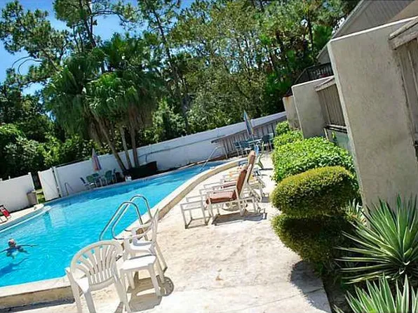 1100 Martinque Dr #105, Winter Haven, FL 33880