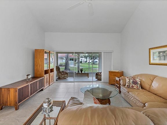 4th image of 7105 Cedar Hollow Cir #7105