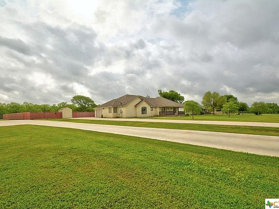 4th image of 127 Creekwood Dr