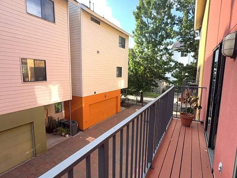 4106 Spencer St #A — Photo 24