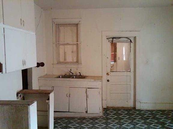 4th image of 240 W 2nd St N