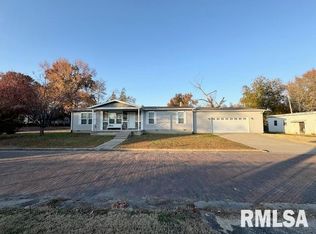 509 W Madison St, Herrin, IL 62948