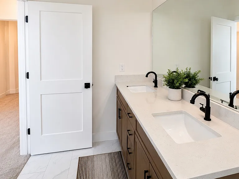15064 Grove Lake Dr — Photo 14