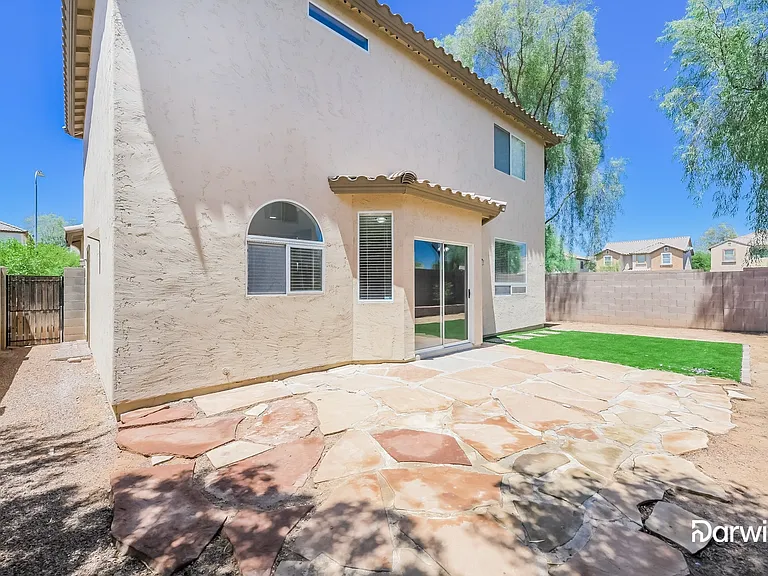 2519 S 90th Dr — Photo 15