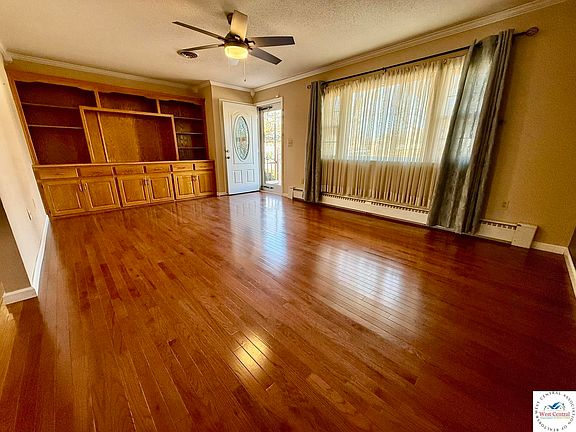 5th image of 702 Westwood Pl