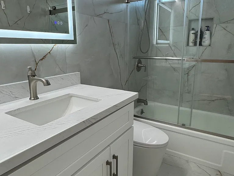18706 Clydepark Ave — Photo 15