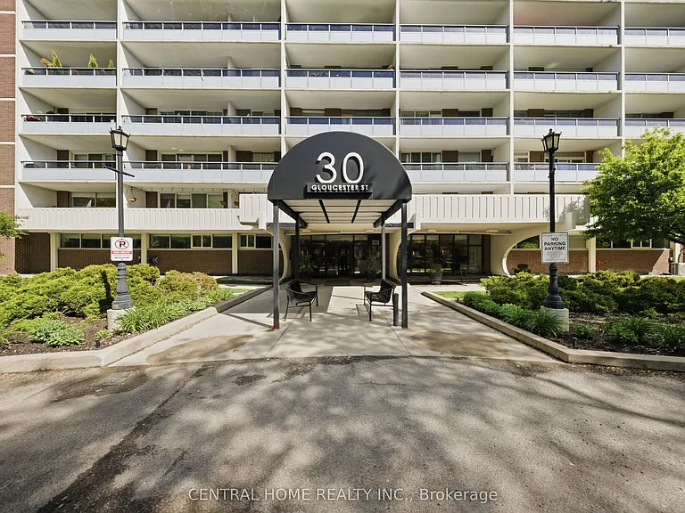 30 Gloucester St #1110 — Photo 3