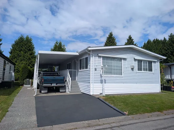 2303 Cranley Dr #7, Surrey, BC V4A 8W9