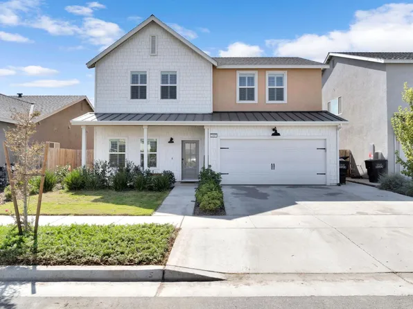 2517 W Claridge Way, Hanford, CA 93230