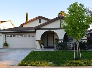 1126 Pipit Dr, Patterson, CA 95363