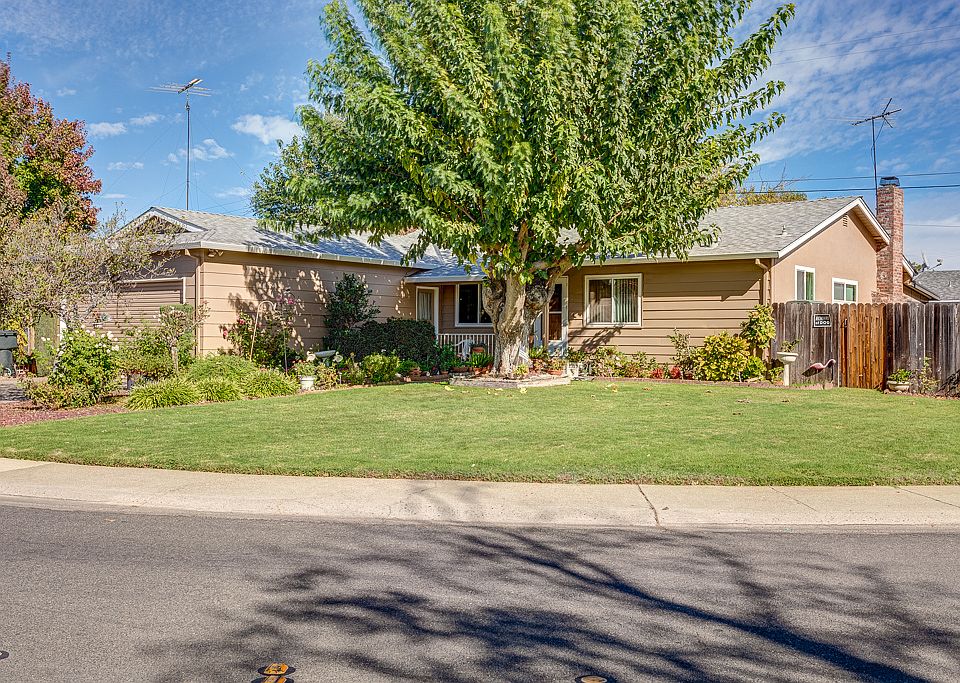 1st image of 8561 Cliffwood Way