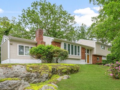 243 Robert Drive, New Rochelle, NY, 10804