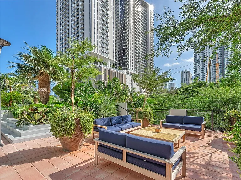 1749 NE Miami Ct #213 — Photo 32