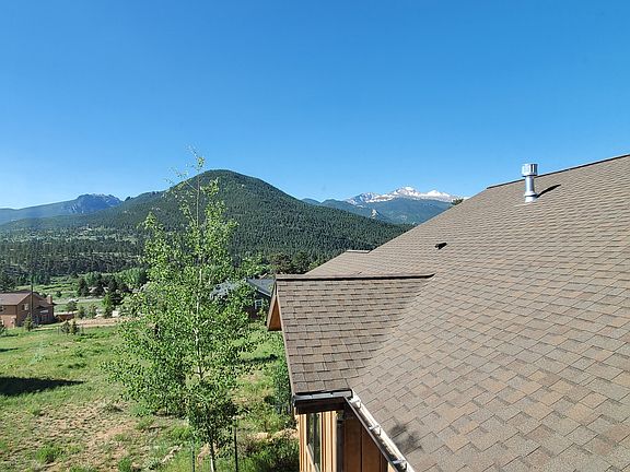3rd image of 741 Larkspur Rd