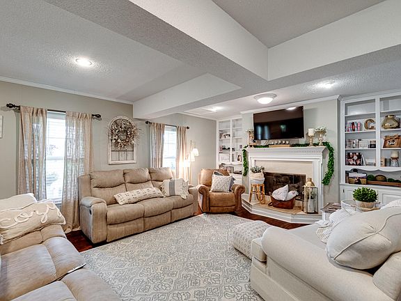 4th image of 8351 E Mountain Ln