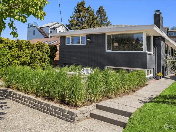 3226 60th Avenue SW, Seattle, WA 98116