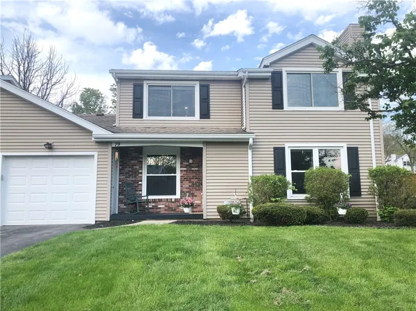 79 Blue Ridge Rd, Penfield, NY 14526