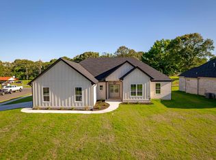 11 Calvados Ct, Cabot, AR 72023