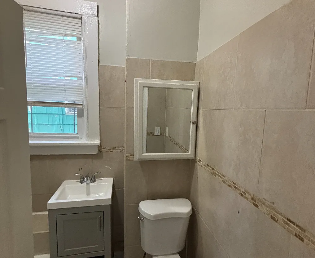 2 bed, $1,695 — Photo 3