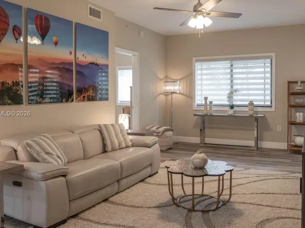 2916 Tuscany Ct APT 201, Palm Beach Gardens, FL 33410