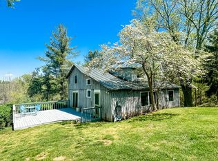 5686 Ivy Rose Ln, Charlottesville, VA 22903