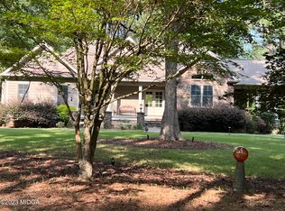 100 Walden Rd, Forsyth, GA 31029