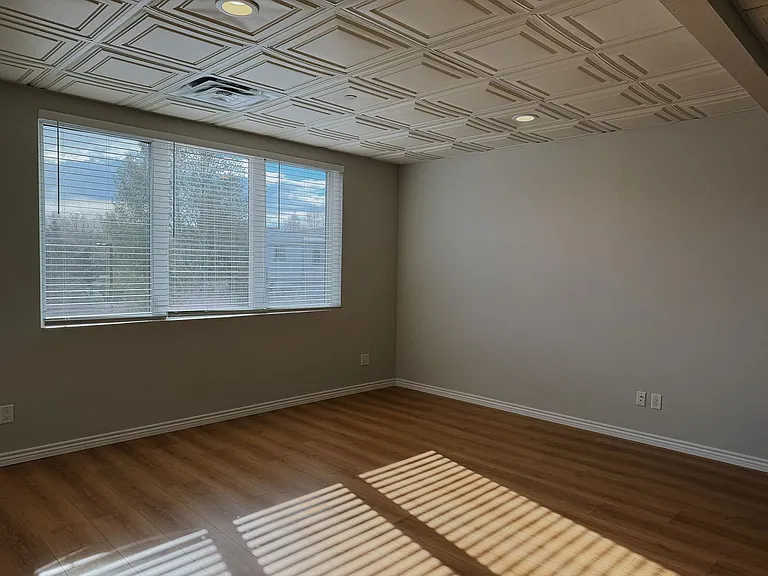 500 Red Table Dr — Photo 8